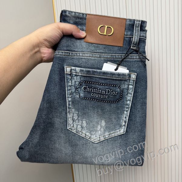 耐久性のある ディオール ブランドコピー NZKDIOR023 ジーンズ デニムパンツ 2026年モデル入荷