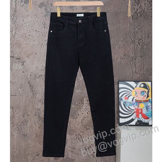 2026年モデル入荷 NZKDIOR024 ジーンズ デニムパンツ ディオール スーパーコピー お洒落に魅せる