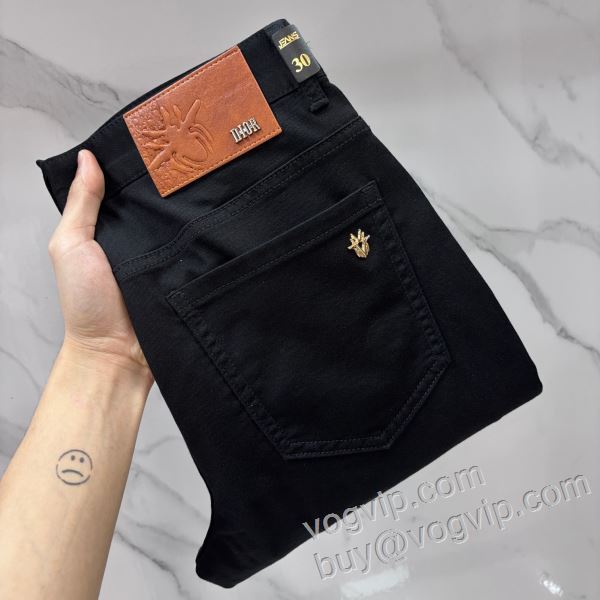 大人気☆NEW!! ディオール ブランドコピー NZKDIOR045 ジーンズ デニムパンツ 2026最安値高品質