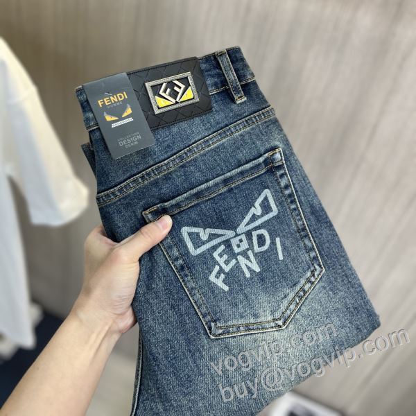 定番のアイテム ジーンズ デニムパンツ フェンディ FENDI 2026驚きの低価格 NZKFEN053 最大級ブランドコピー通販優良店