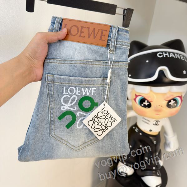 ◆モデル愛用◆ ロエベ ブランドコピー NZKLOE023 ジーンズ デニムパンツ 2026割引セール
