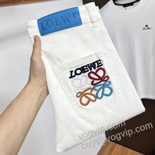 ロエベ スーパーコピー 2026激安大特価安い NZKLOE045 ジーンズ デニムパンツ 著名人の着用