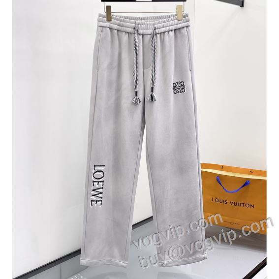ロエベ LOEWE 2026品質保証新作 NZKLOE053 スエットパンツ チノパン 人気スーパーコピーブランド 活用できるアイテム