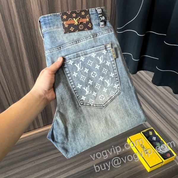 お洒落な存在感 ルイ ヴィトン LOUIS VUITTON 2026限定セール定番人気 NZKLV052 ジーンズ デニムパンツ ブランドコピー代引き専門店