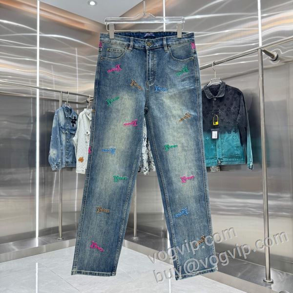ジーンズ デニムパンツ 早くも完売している ルイ ヴィトン LOUIS VUITTON 2026超激得新作 NZKLV095 最大級ブランドコピー通販優良店