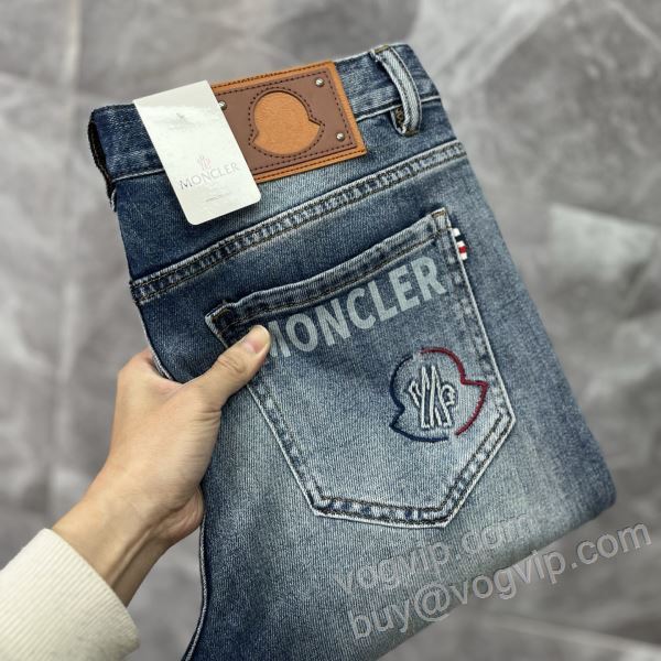 大絶賛！ モンクレール MONCLERブランド 偽物 通販 NZKMO016 ジーンズ デニムパンツ 2026最安値お買い得