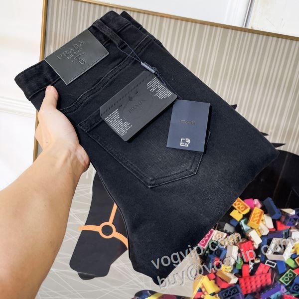 ジーンズ デニムパンツ プラダ PRADA 2026新商品！ NZKPR039 VOGブランドスーパーコピー 一番人気の新作はこれ
