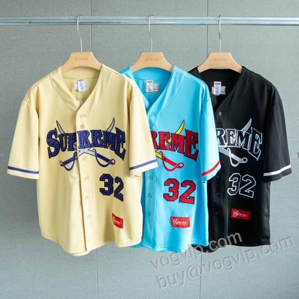 早くも完売している Supreme Swords Baseball Jersey 2026爆買い新作 SUPNXZ031 シュプリームスーパーコピー 野球半袖Tシャツ 3色可選
