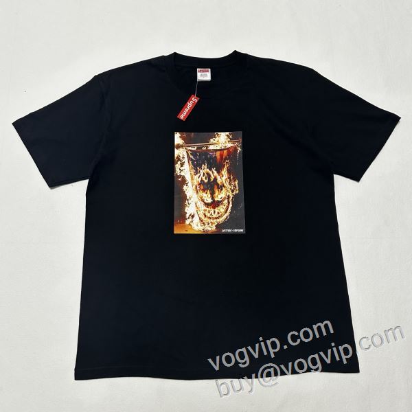 シュプリームスーパーコピー 激安 SUPREME X SPITFIRE SS26 FLAG TEE NXZ083 半袖Tシャツ 2色可選 スタイルアップ効果