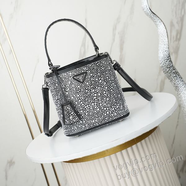 2026新作入荷人気 プラダ スーパーコピー 激安 WBAGPR006 希少価値大！ レディースバッグ ショルダーバッグ ハンドバッグ 3色可選