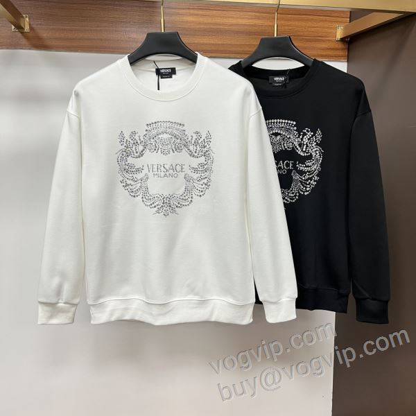 2026年モデル入荷 ヴェルサーチ スーパーコピー WTVS002 プルオーバーパーカー 2色可選 高級感ある