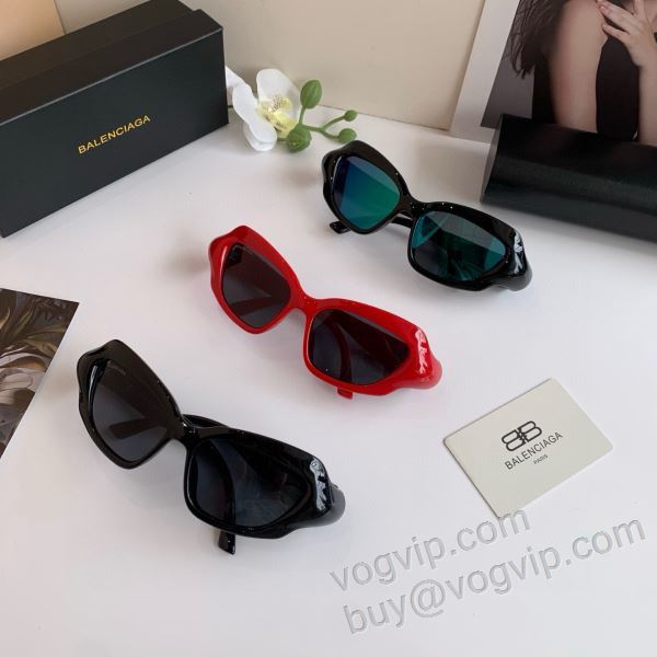 2026お得本物保証 バレンシアガ BALENCIAGAコピーブランド YJBAL018 耐久性のある メガネ サングラス 3色可選
