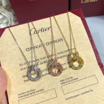 セレブ愛用の超人気商品 ネック...