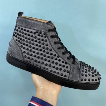 Christian Louboutinコピー 早くも完売して...