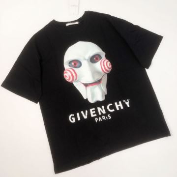 絶大な人気を誇る GIVENC...