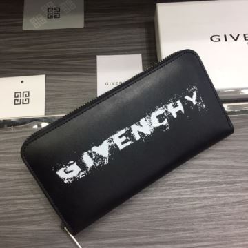 落ち着いた質感 GIVENCH...