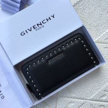 大人気アイテム！ GIVENC...