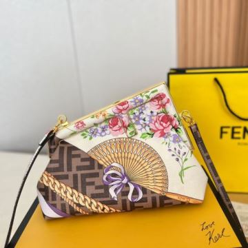 おすすめ/オススメ FENDI...