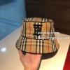 2022秋冬 バーバリー BURBERRY 個性的なデザイン 2色可選 キャップ 帽子 BURBERRYスーパーコピー 激安男女共通