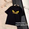 2022 フェンディ偽物ブランド FENDI 半袖Tシャツ 【人気ブログ掲載】 2色可選 上質なコットンを使用して、汗を流しても服が貼りつきにくく、汗冷えを防ぐとともに、肌離れも優れた、快適な着心地を持ってくれます