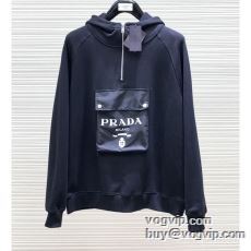 プラダ PRADA 存在感◎ ...