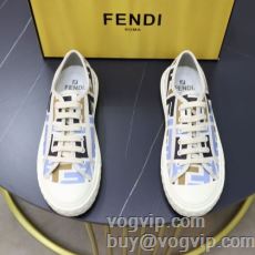 フェンディ FENDIブランド...