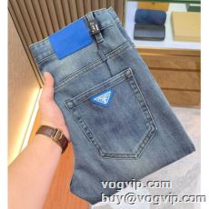 人気商品登場 プラダ PRAD...