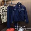 2024最新入荷 お洒落自在 プラダ PRADAブランド コピー ジャージセット 上下セット 2色可選 肌に馴染みやすい