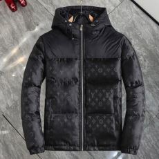 2024年モデル入荷 ルイ ヴ...