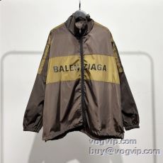 首胸ロゴ バレンシアガ BAL...