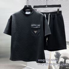 プラダ PRADA ブランドコ...