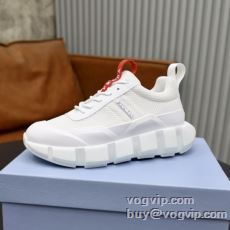 スニーカー カジュアルシューズ 2025最新入荷 プラダブラ...