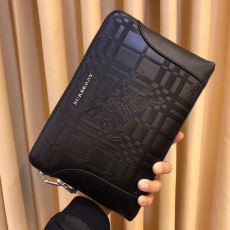 2025 BURBERRYブラ...