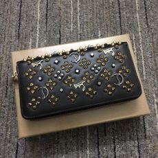 今一番HOTな新品 クリスチャ...