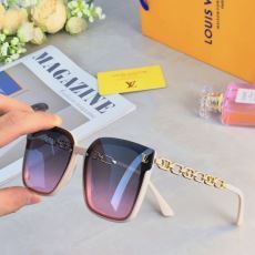 ルイ ヴィトン LOUIS V...