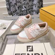 2025爆買い最新作 フェンデ...