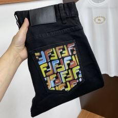 フェンディ FENDI NZK...