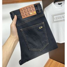 フェンディ FENDI 202...