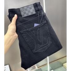 2025年モデル入荷 ルイ ヴ...