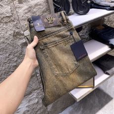 ルイ ヴィトンLOUIS VU...