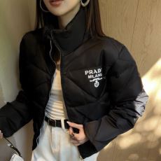 プラダ PRADAブランドコピー NWTPR022 レディース 2025爆買い定番人気 中わたジャケット ダウンジャケット