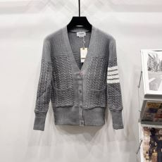 トムブラウン THOM BROWNEブランドコピー TBWT012 ニット セーター 2色可選 2025HOT品質保証