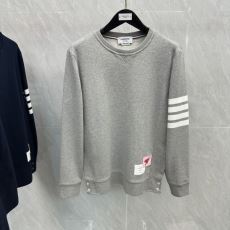 トムブラウン コピーブランド TBWT090 2025超人気新品 プルオーバーパーカー 2色可選