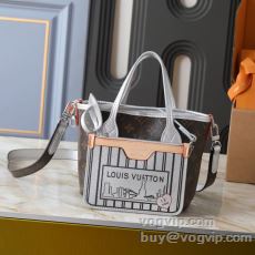 ルイ ヴィトン LOUIS V...