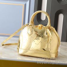 ルイ ヴィトン LOUIS V...