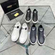 スニーカー カジュアルシューズ アルマーニ スーパーコピー 2026超激得新作 NXIEAR024 3色可選 柔らかな質感