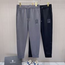 抜群な楽チン感ある大定番 フェ...