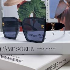 ルイ ヴィトン LOUIS V...