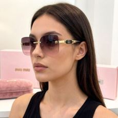 ミュウミュウ MIUMIUブラ...