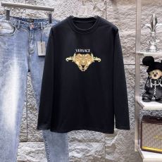 長袖Tシャツ 2色可選 モデル大絶賛? ヴェルサーチ コピー ブランド 2026秋冬季超人気 CTSVS004